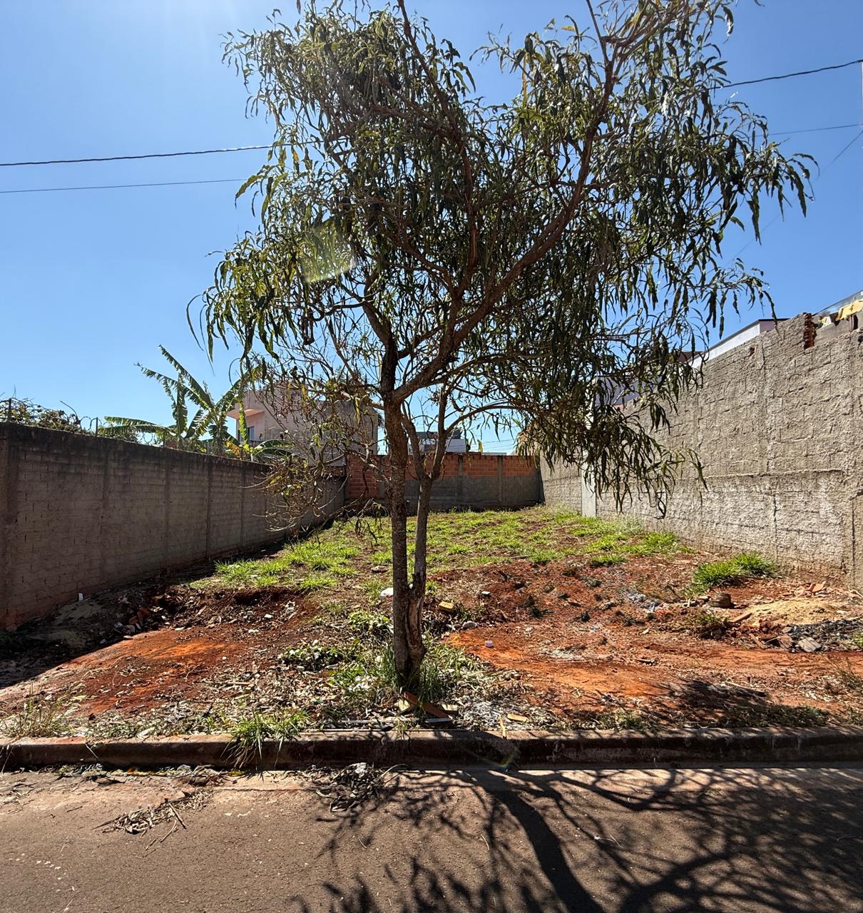 Terreno Jardim ELDORADO: 200m², Ótimo Preço!