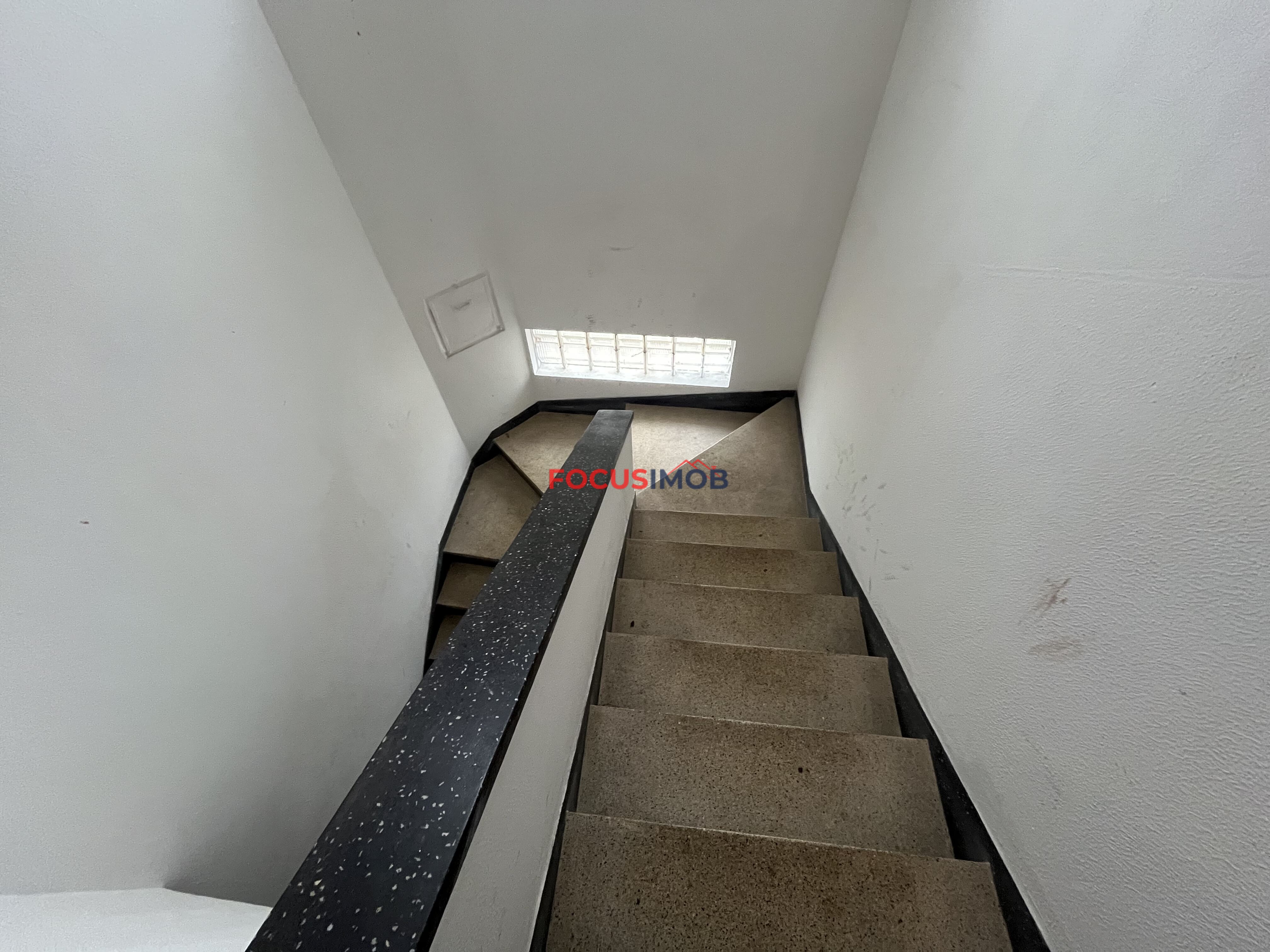 PRÉDIO RESIDENCIAL NO BRÁS
