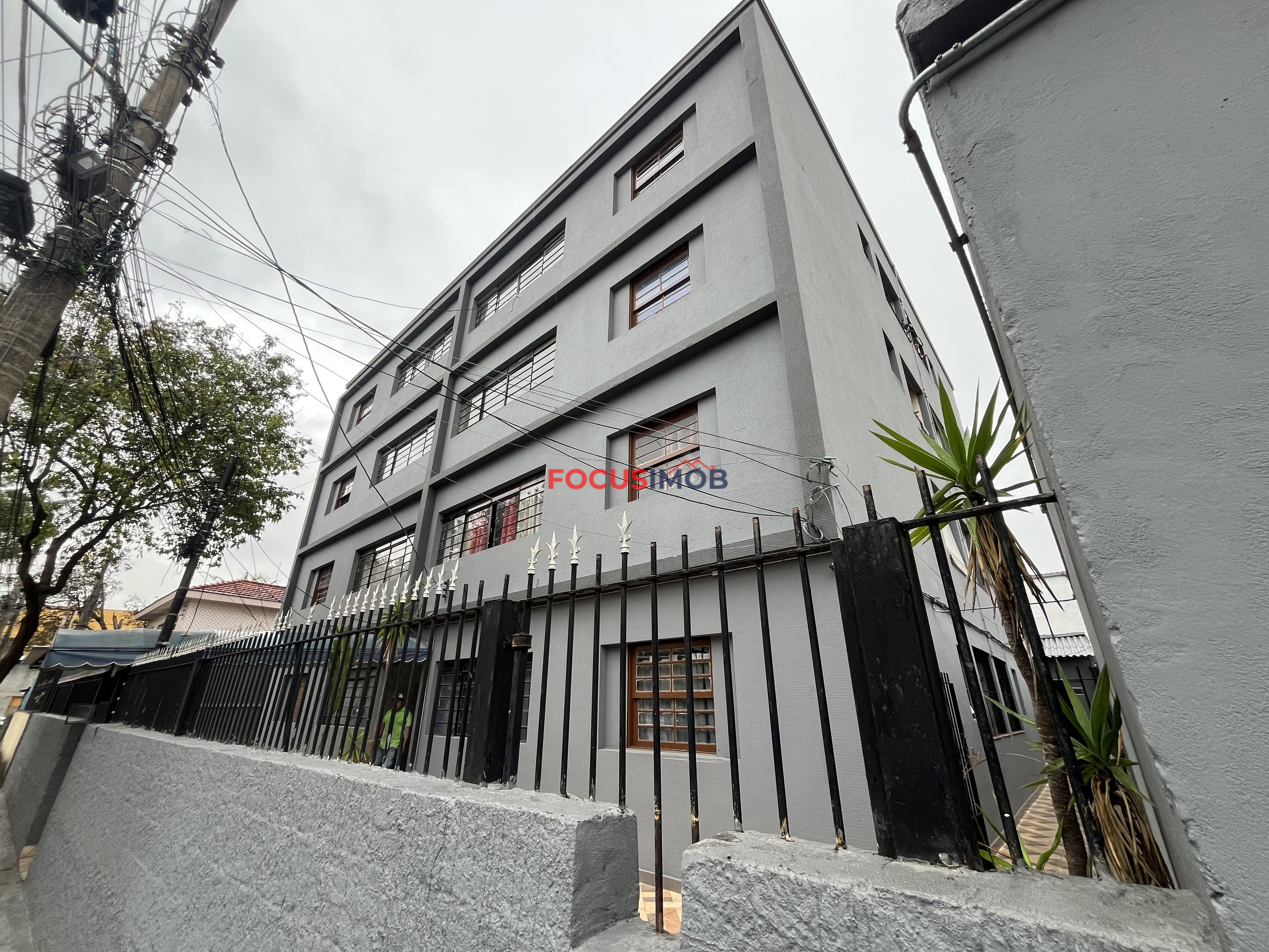 PRÉDIO RESIDENCIAL NO BRÁS