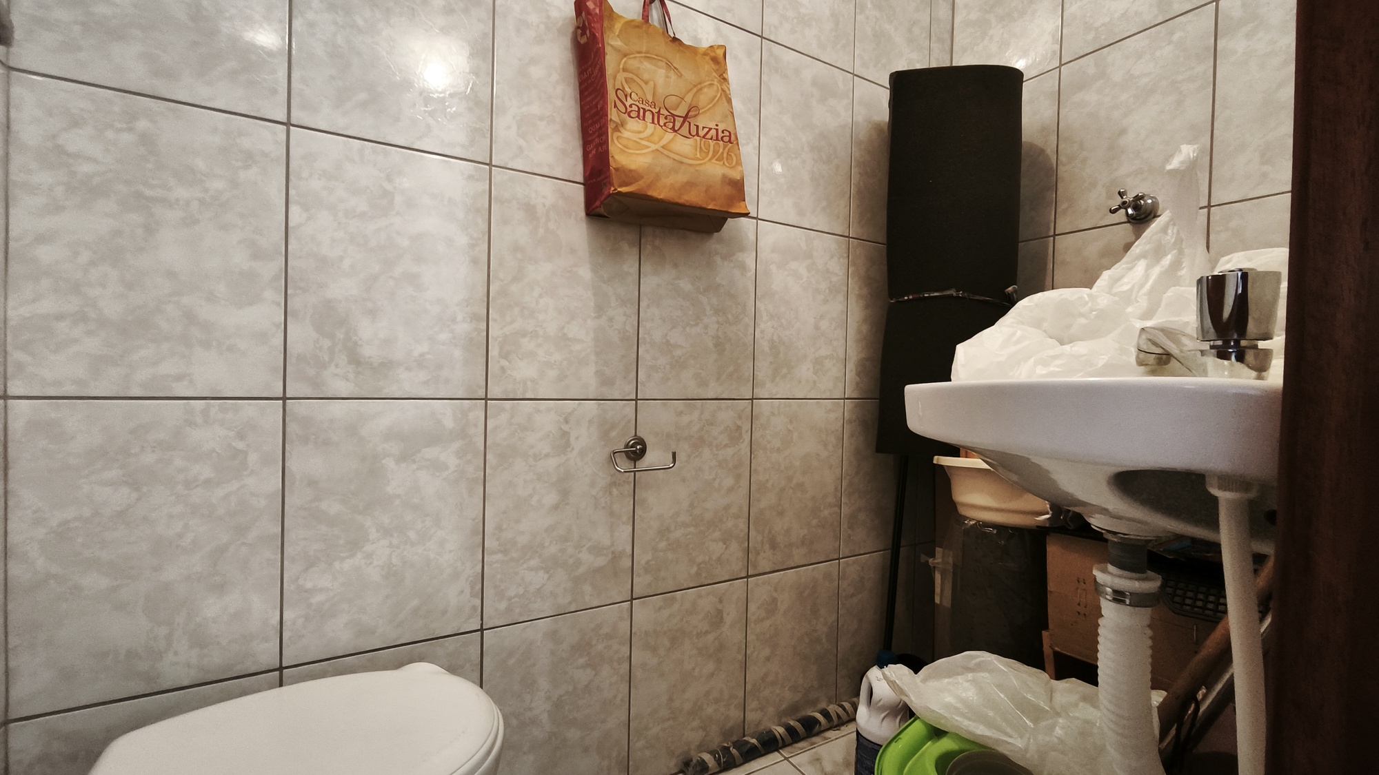 Apartamento Espaçoso e Arejado, com 3 Quartos (2 Suítes), próximo à Fonte Di Trevi, em Serra Negra!