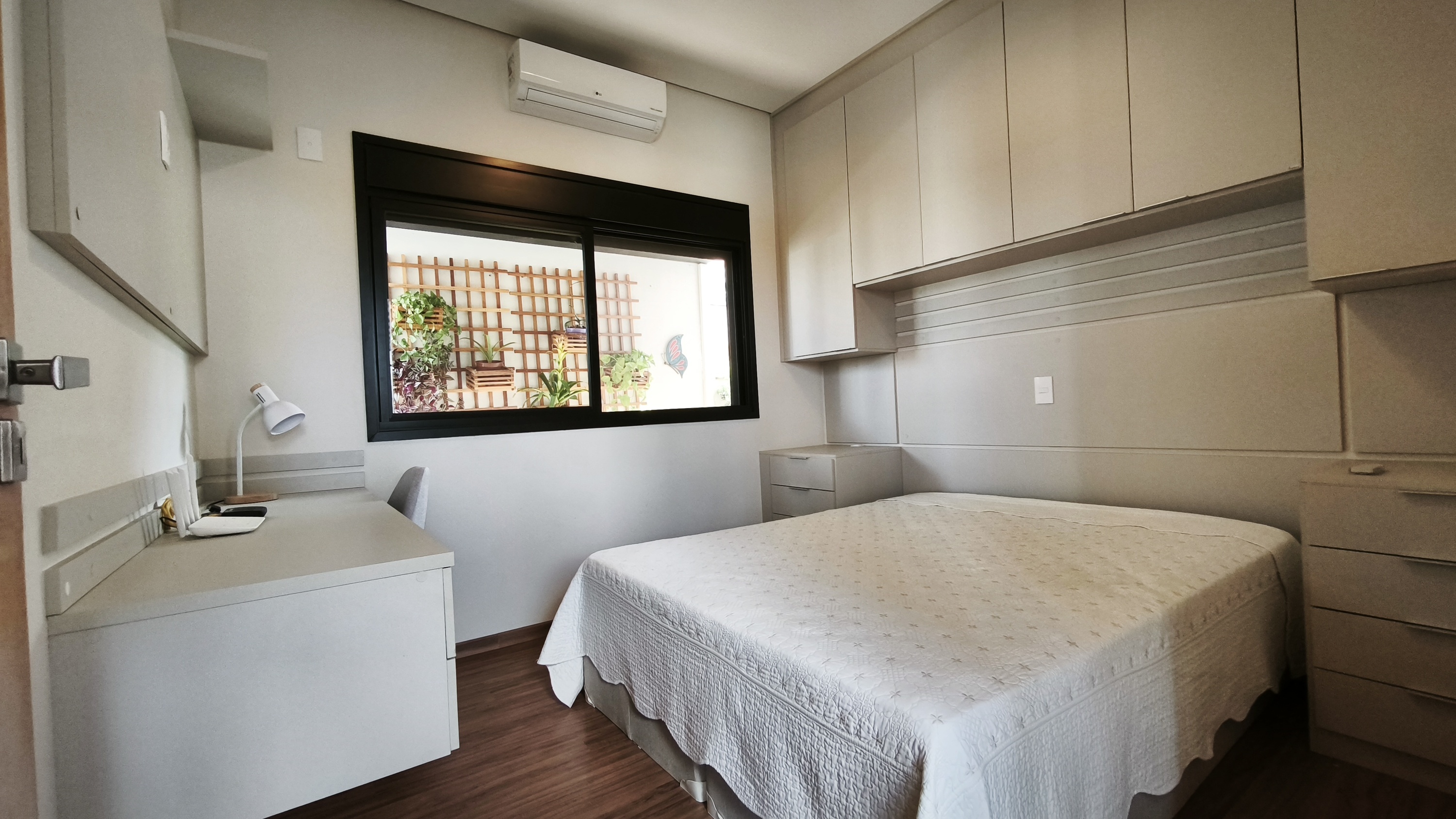 OPORTUNIDADE ÚNICA - Excelente Casa no Circuito das Águas Paulista - Águas de Lindóia - Condomínio Fechado