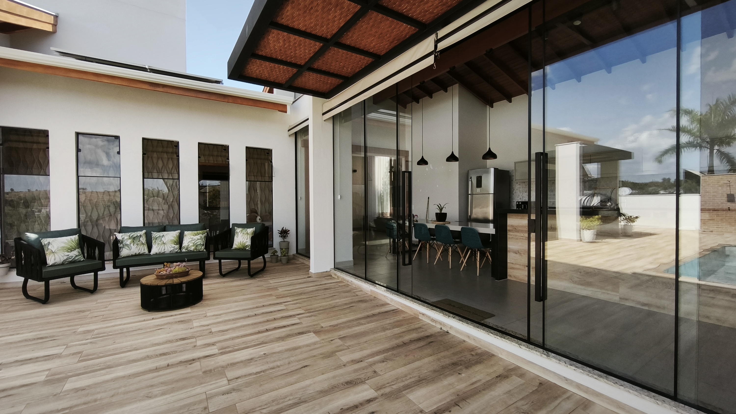 OPORTUNIDADE ÚNICA - Excelente Casa no Circuito das Águas Paulista - Águas de Lindóia - Condomínio Fechado