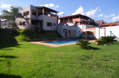 CHÁCARA CANARINHOS DA TERRA