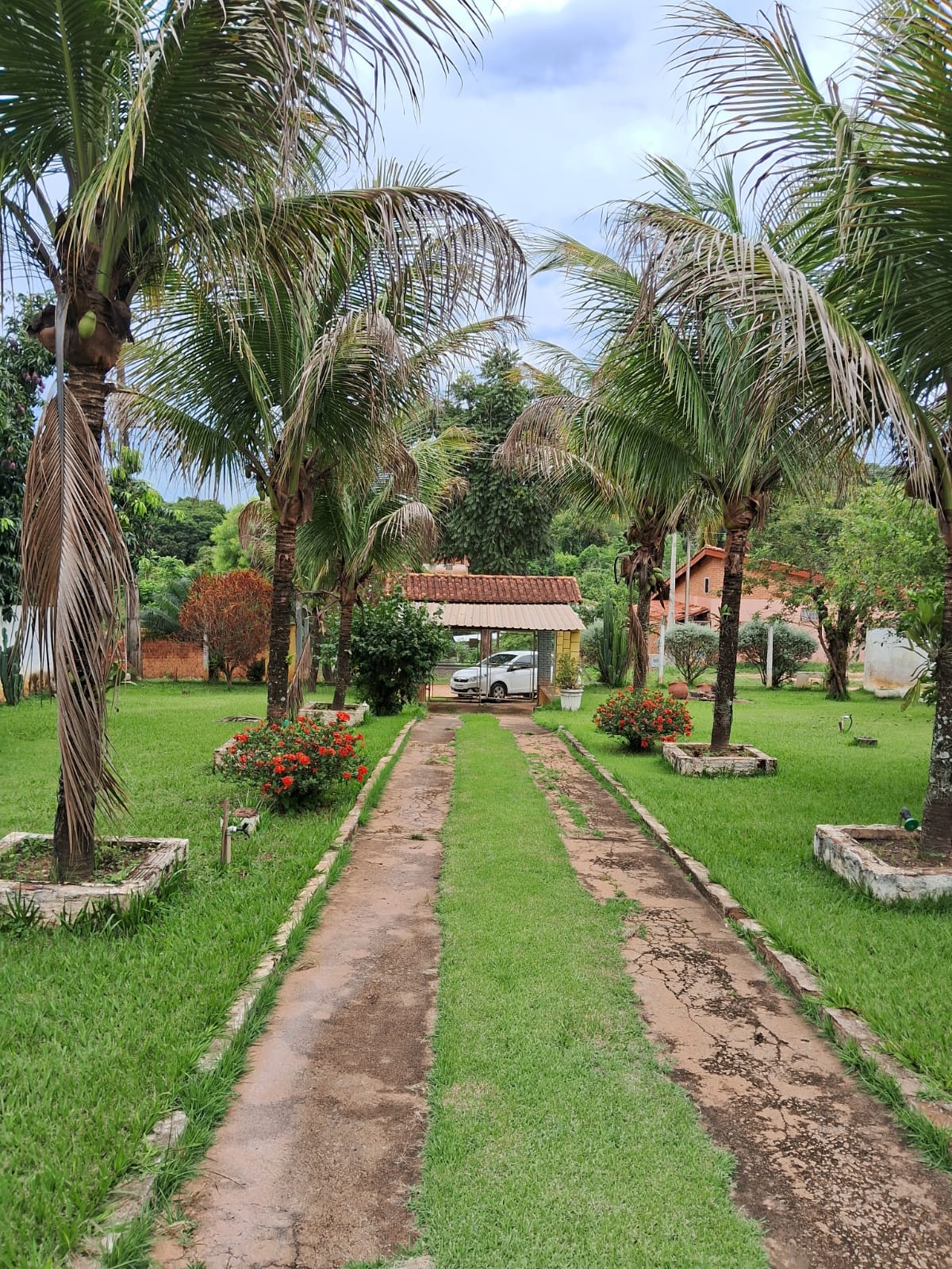 Chácara com 03 dormitórios à venda, 1.000 m² por R$485.000,00 - Mogi Guaçu/SP