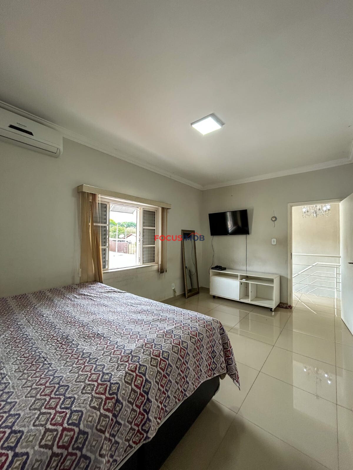 Sobrado a venda no bairro Jardim Jacira, Mogi Guaçu - SP