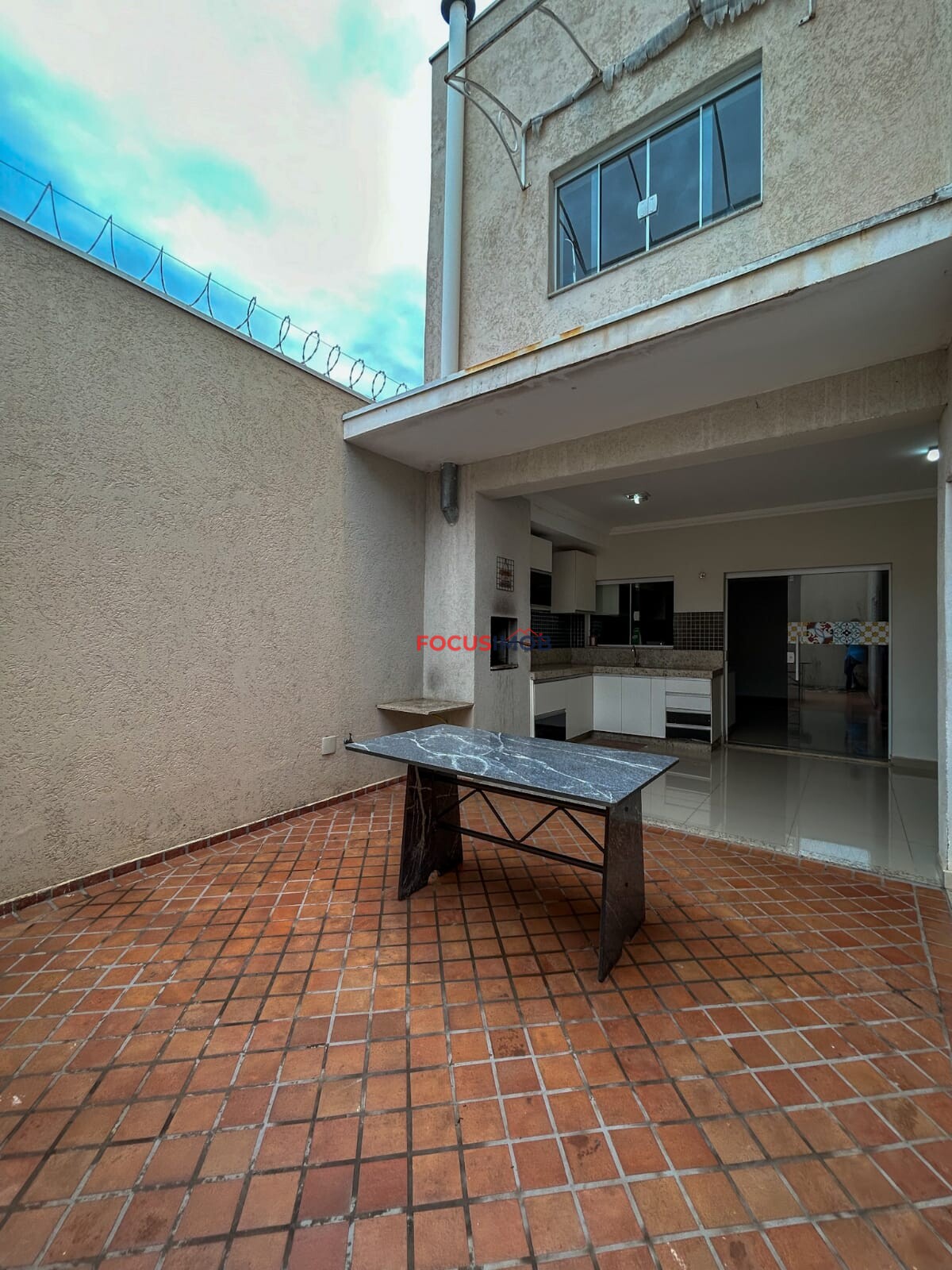 Sobrado a venda no bairro Jardim Jacira, Mogi Guaçu - SP