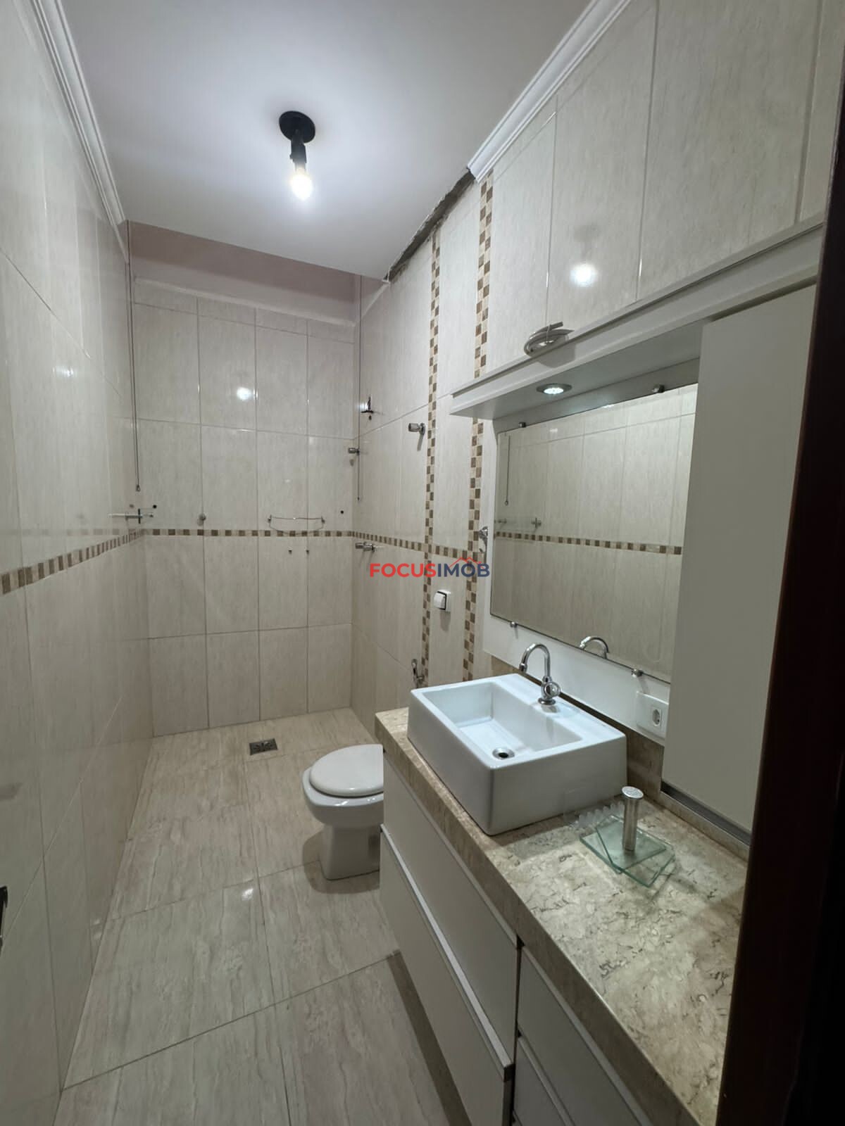 Maravilhoso sobrado à venda no Jardim Santo Antônio, em Mogi Guaçu