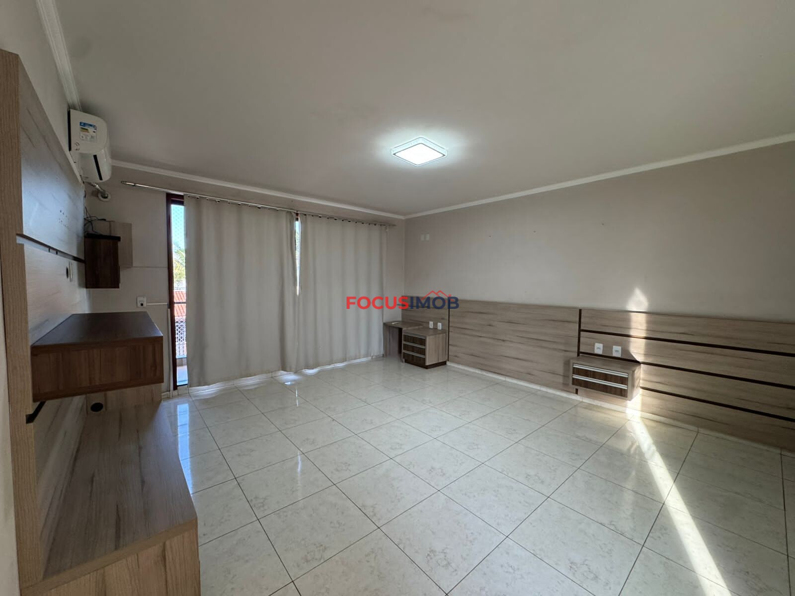 Maravilhoso sobrado à venda no Jardim Santo Antônio, em Mogi Guaçu