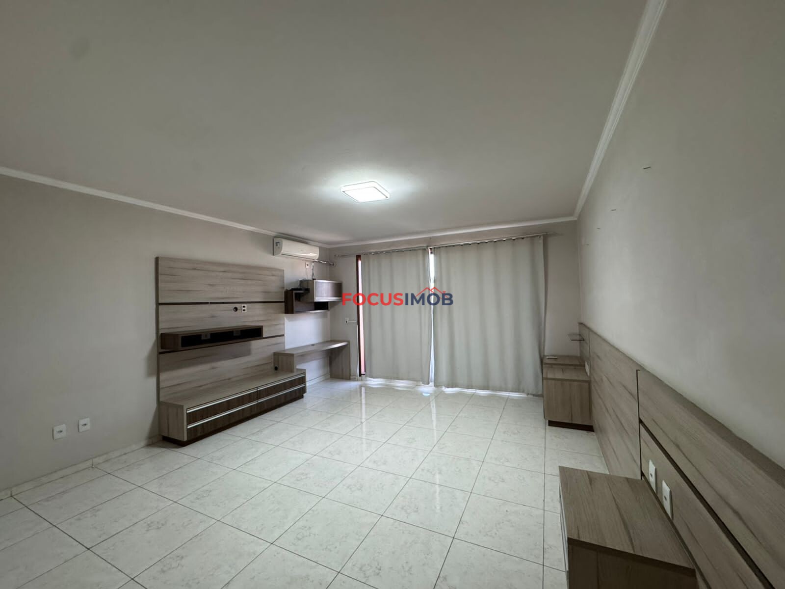 Maravilhoso sobrado à venda no Jardim Santo Antônio, em Mogi Guaçu