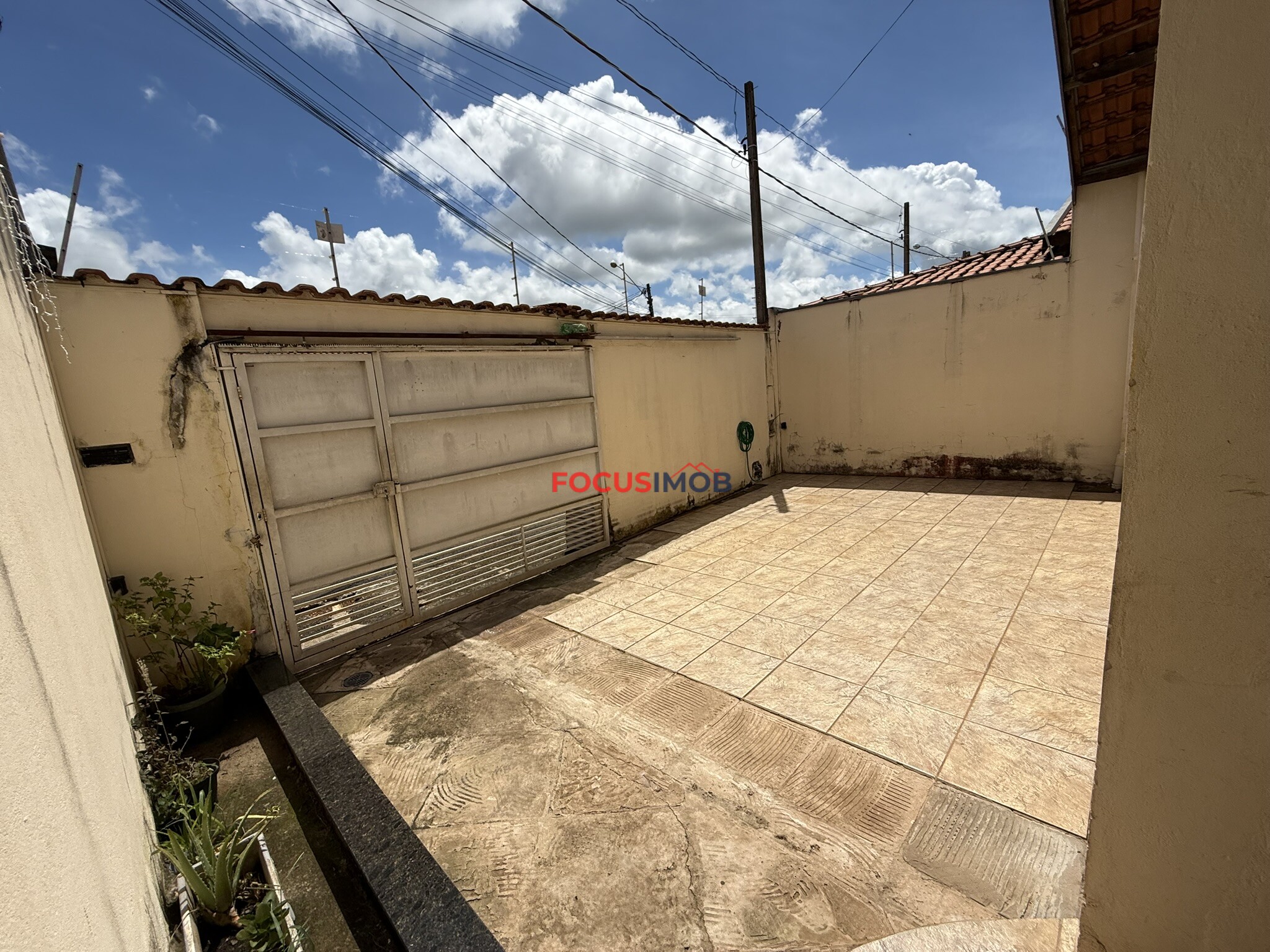 Casa 2 quartos - Residencial Santo Expedito