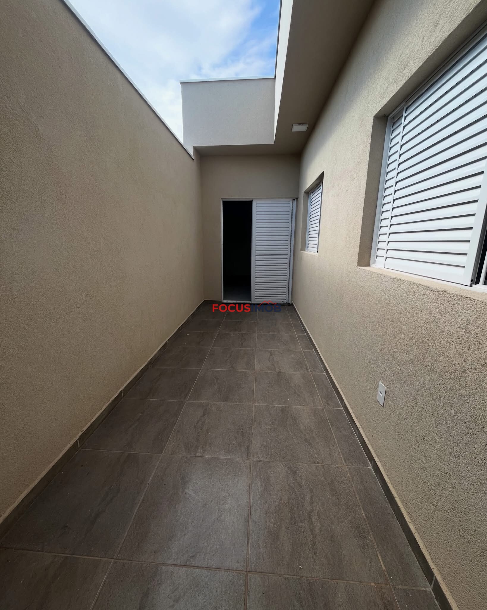 CASA A VENDA NO CAMPO BELO ITAPIRA