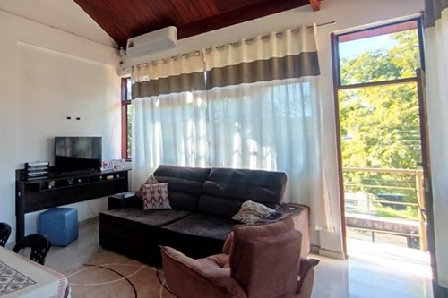 Sobrado com vista panorâmica e 5  dormitórios no Jardim Itacolomy