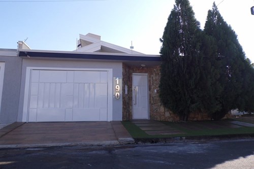 Encante-se com esta Casa dos Sonhos em Mogi Guaçu São Paulo!