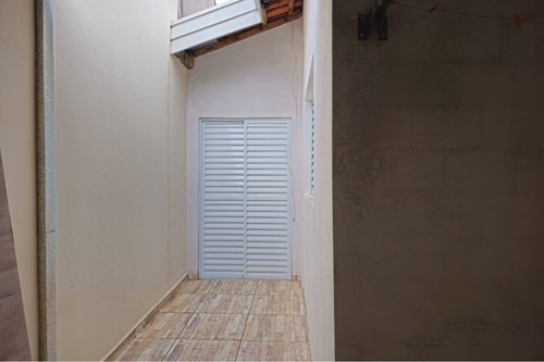 Vende-se Casa Jd. Santa Marta - Mogi Guaçu/SP