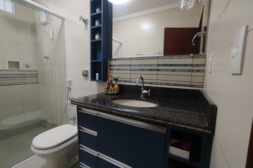 Casa com Jacuzzi Pq Cidade Nova