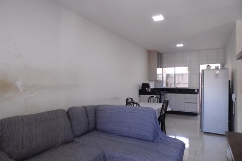 Charmosa Casa em Condomínio e Mogi Guaçu