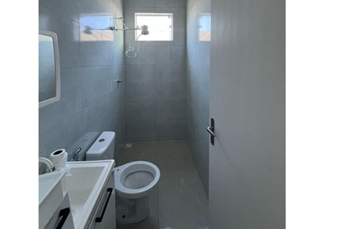 Casa dois dormitórios  para locação