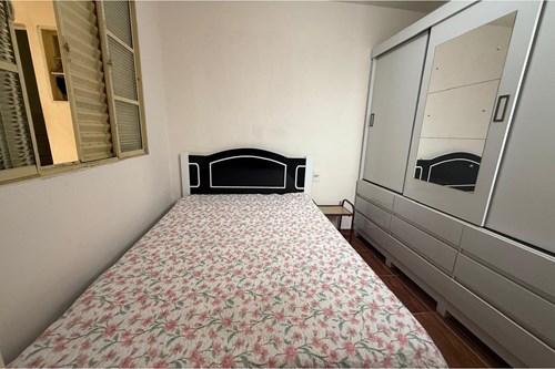 Casa com três dormitórios mais edícula