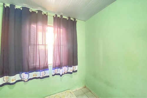 Casa dois dormitórios em Avenida