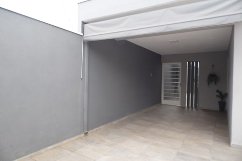 Casa com Jacuzzi Pq Cidade Nova