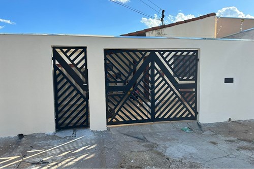 OPORTUNIDADE CASA À JARDIM SANTO ANTONIO MOGI GUAÇU