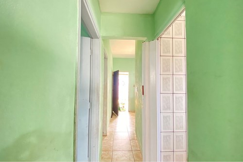 Casa dois dormitórios em Avenida