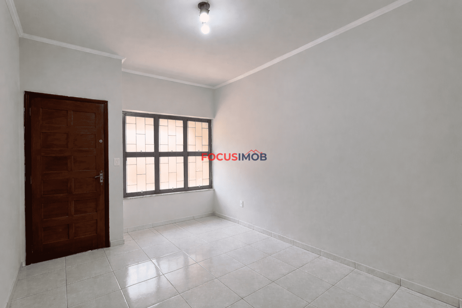 Lindo Sobrado à Venda – Conforto, Espaço e Excelente Localização!