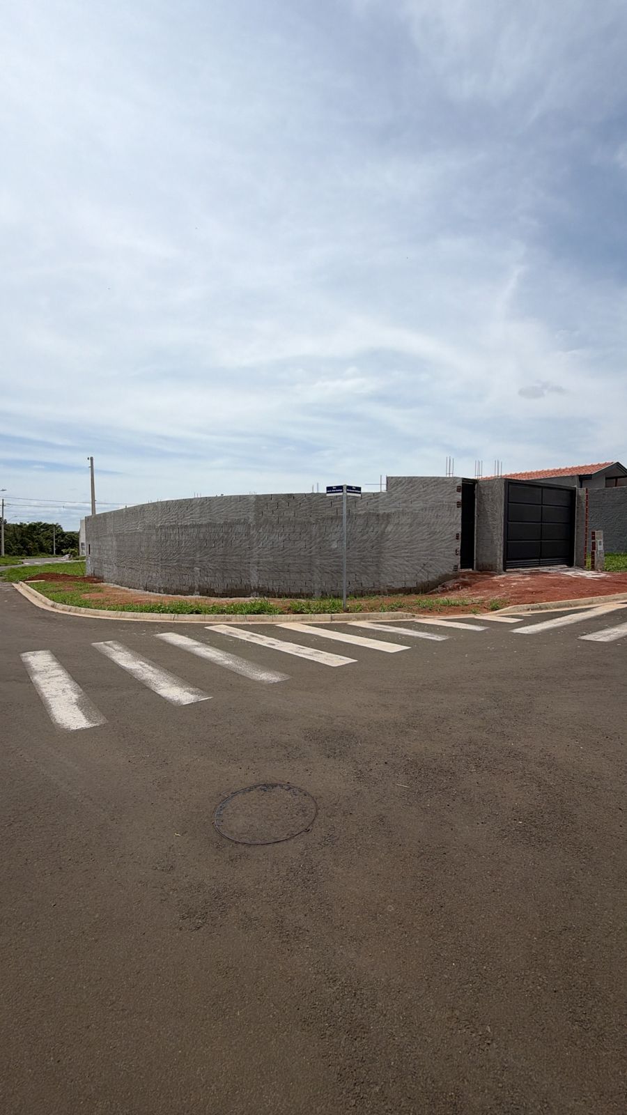 TERRENO À VENDA NO VILA FLORIDA E ACEITA PERMUTA COM CASA - MOGI GUAÇU