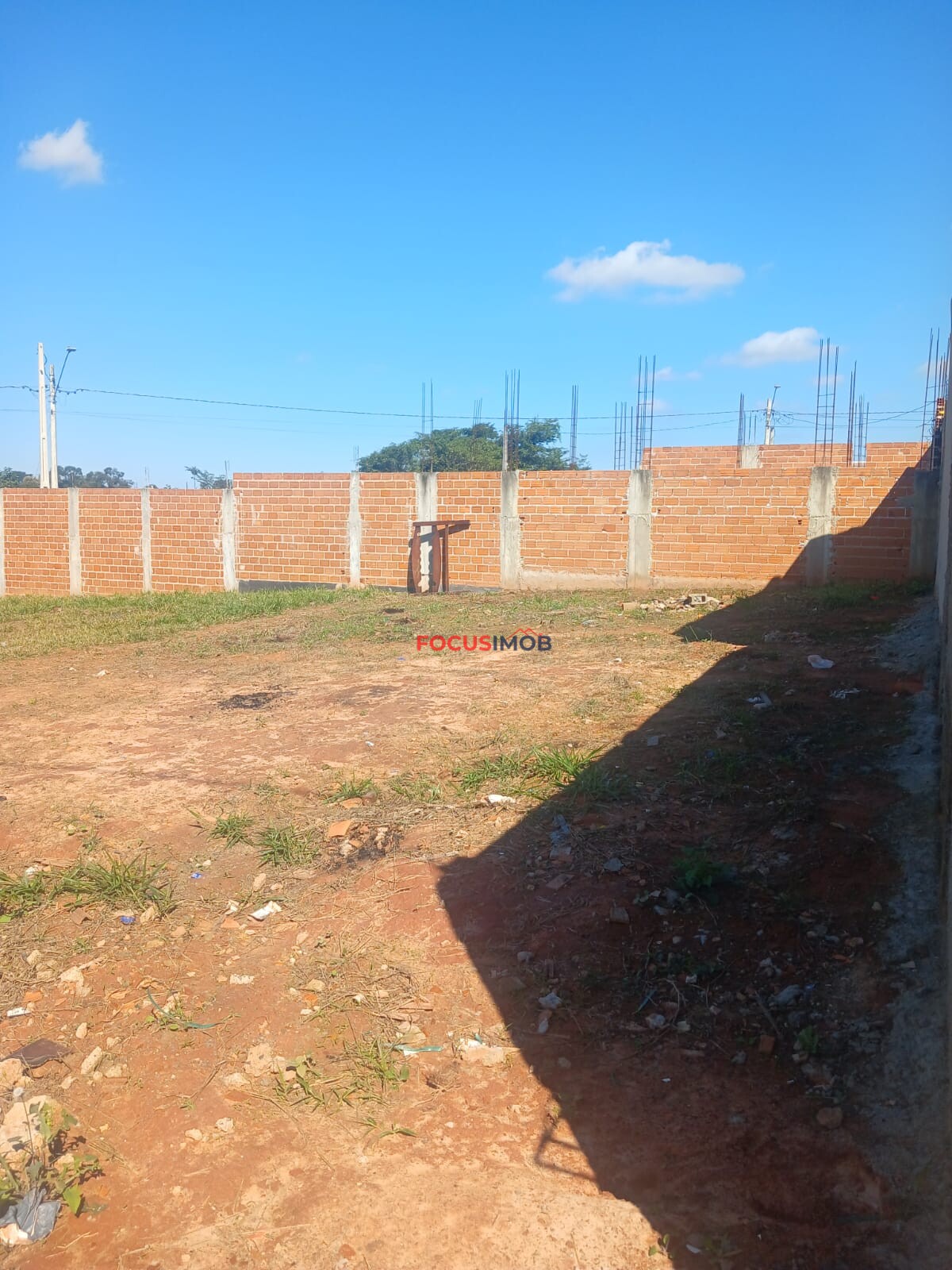 TERRENO NA ESTIVA GERBI - BAIRRO UIRAPURU - VALOR R$ 75.000,00