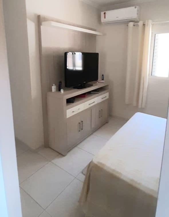 Sua Oportunidade de Morar em Águas de Lindóia está Aqui! Linda residência em Condomínio Fechado.