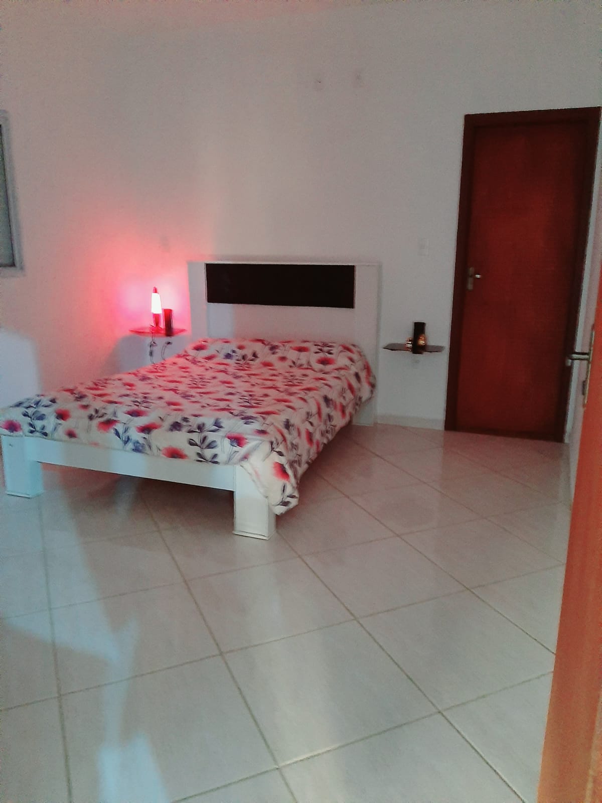 Linda Chácara que já rentabiliza com locação por temporada - para investir ou morar, na cidade de Águas de Lindóia - SP