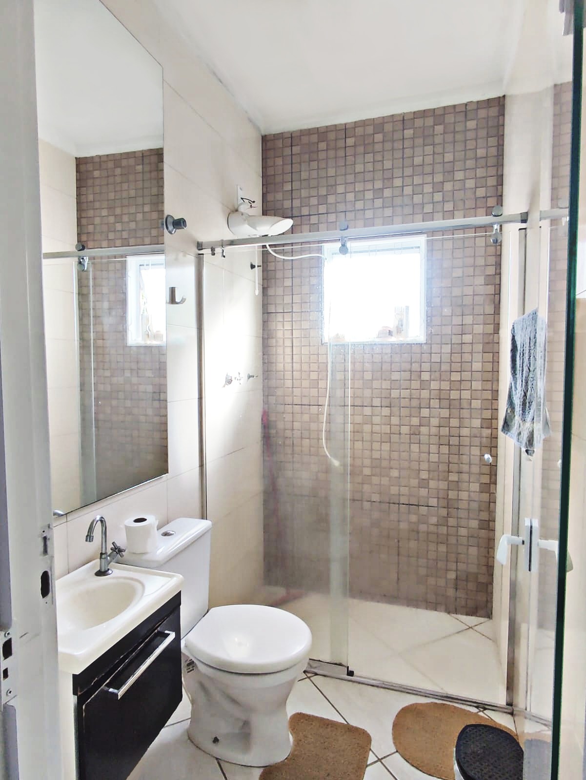 Linda Chácara que já rentabiliza com locação por temporada - para investir ou morar, na cidade de Águas de Lindóia - SP