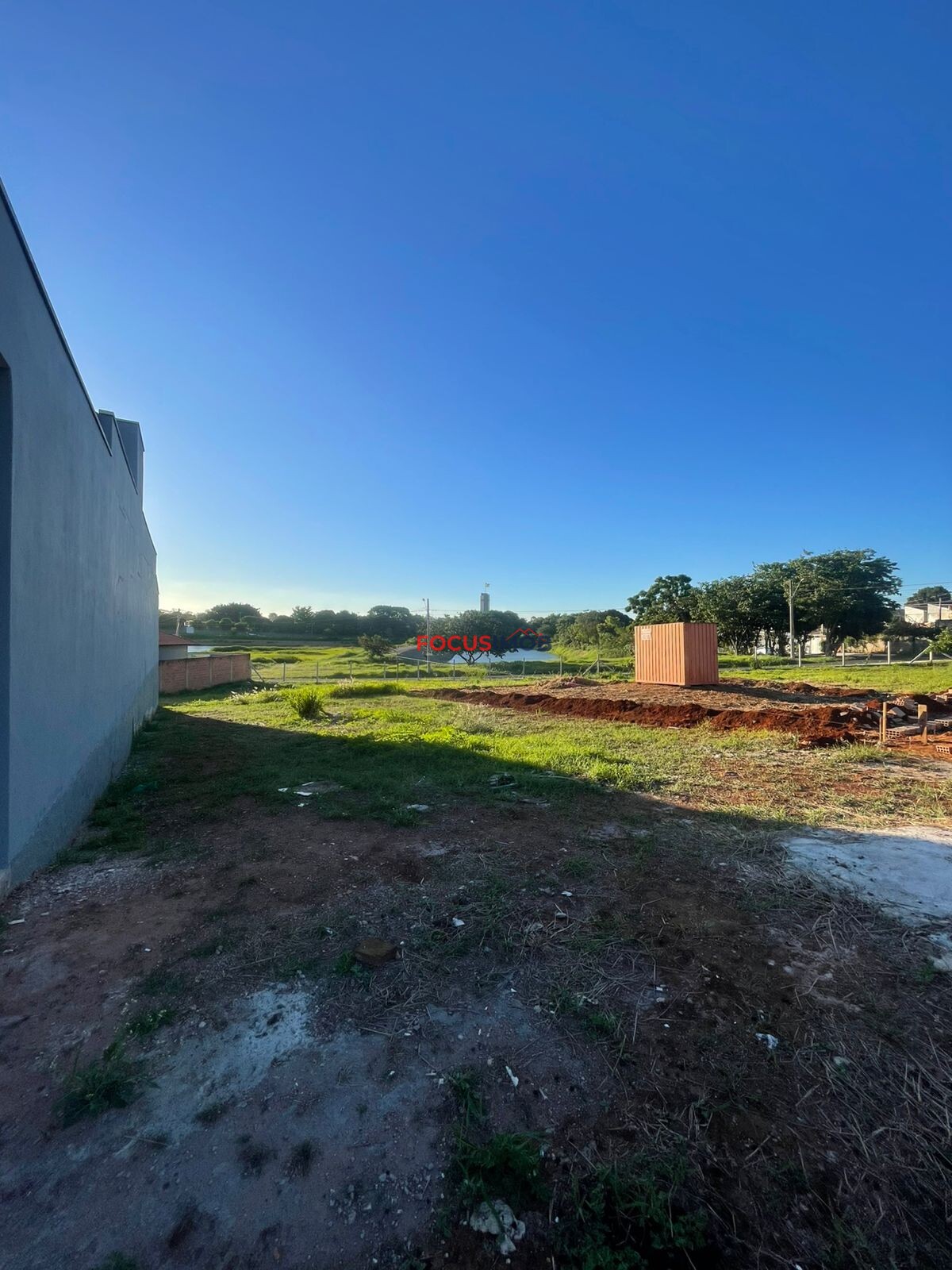 Excelente Terreno à Venda – Jardim Veneza (Atrás do SESI) ✨