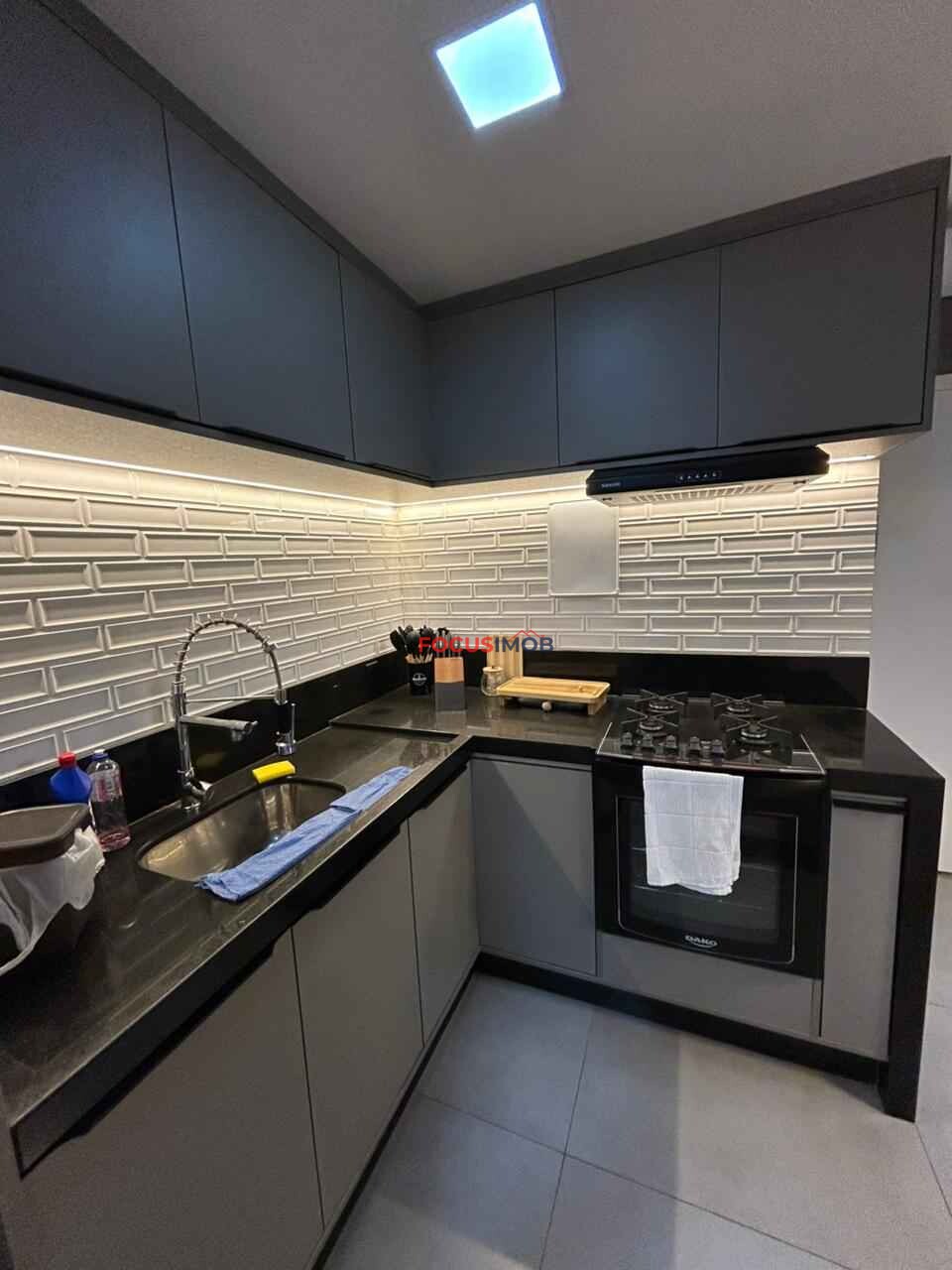 Apartamento Mobiliado para Alugar com 52 m², 2 Quartos e 2 banheiros, 1 Vaga coberta, R$2.500,00 Mensal