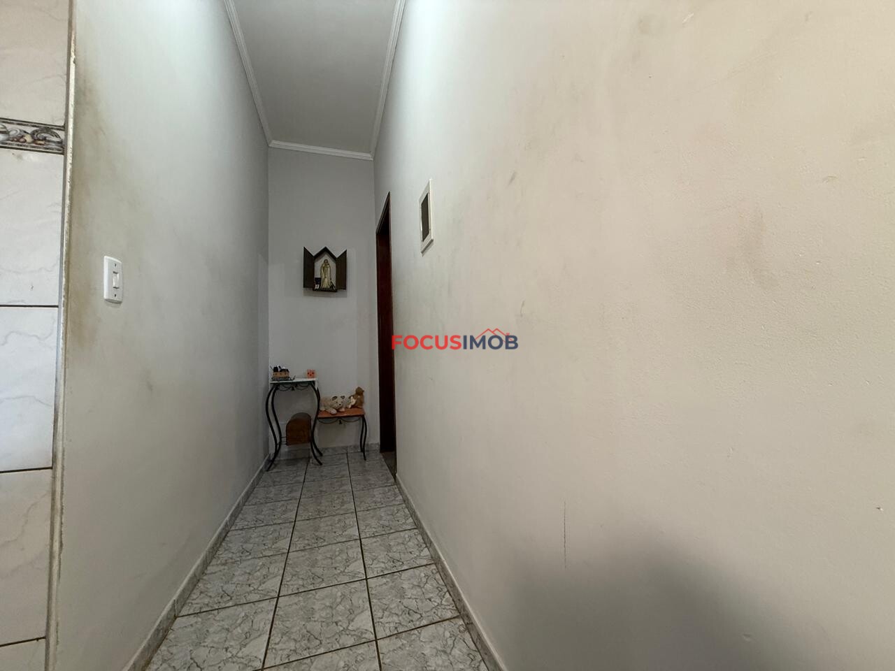 Casa de dois dormitórios no Pq dos Eucalíptos