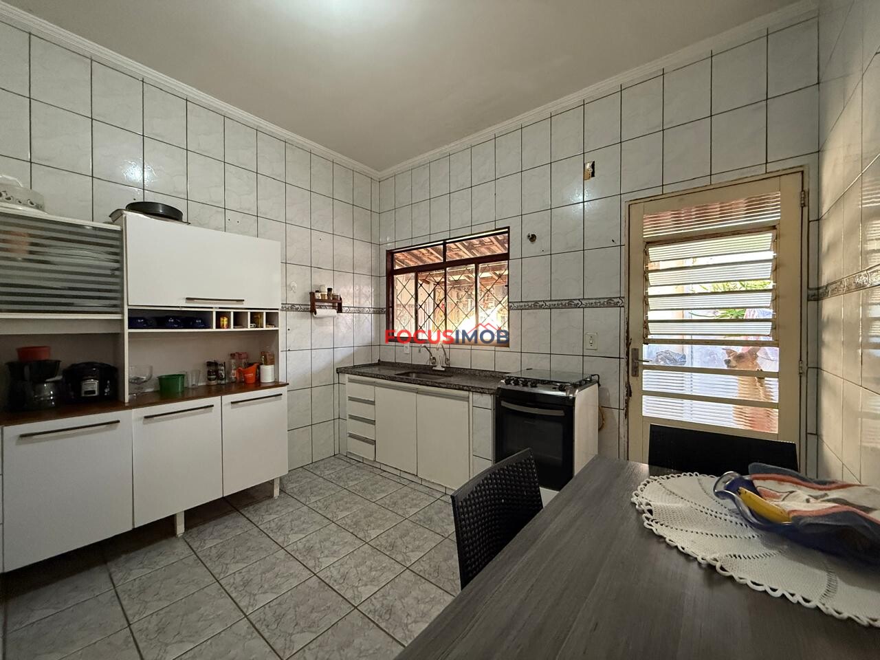 Casa de dois dormitórios no Pq dos Eucalíptos