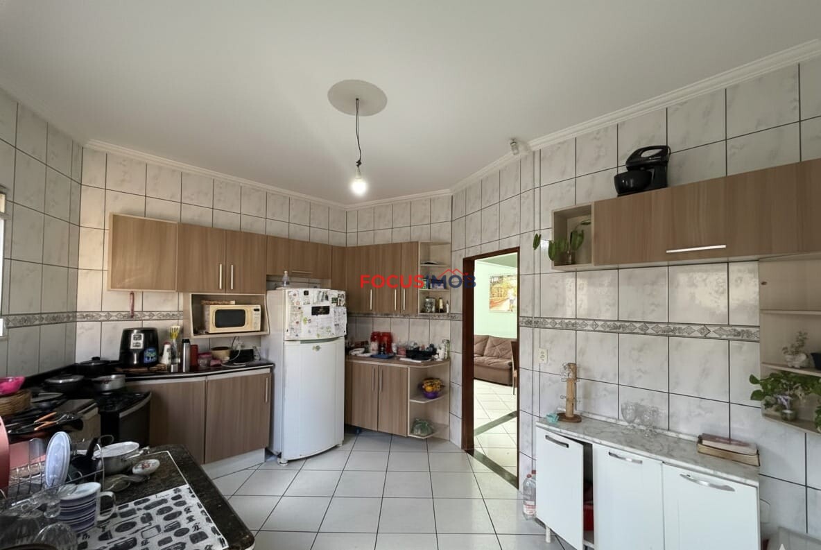 Exclusividade: Casa à venda com 3 Dormitórios em Terreno de 300 m² – Conforto e Amplo Espaço