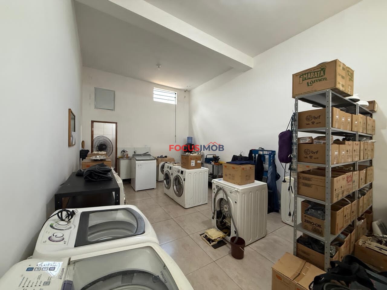 Casa a venda  com dois  pontos comerciais – Ótima Oportunidade de Investimento