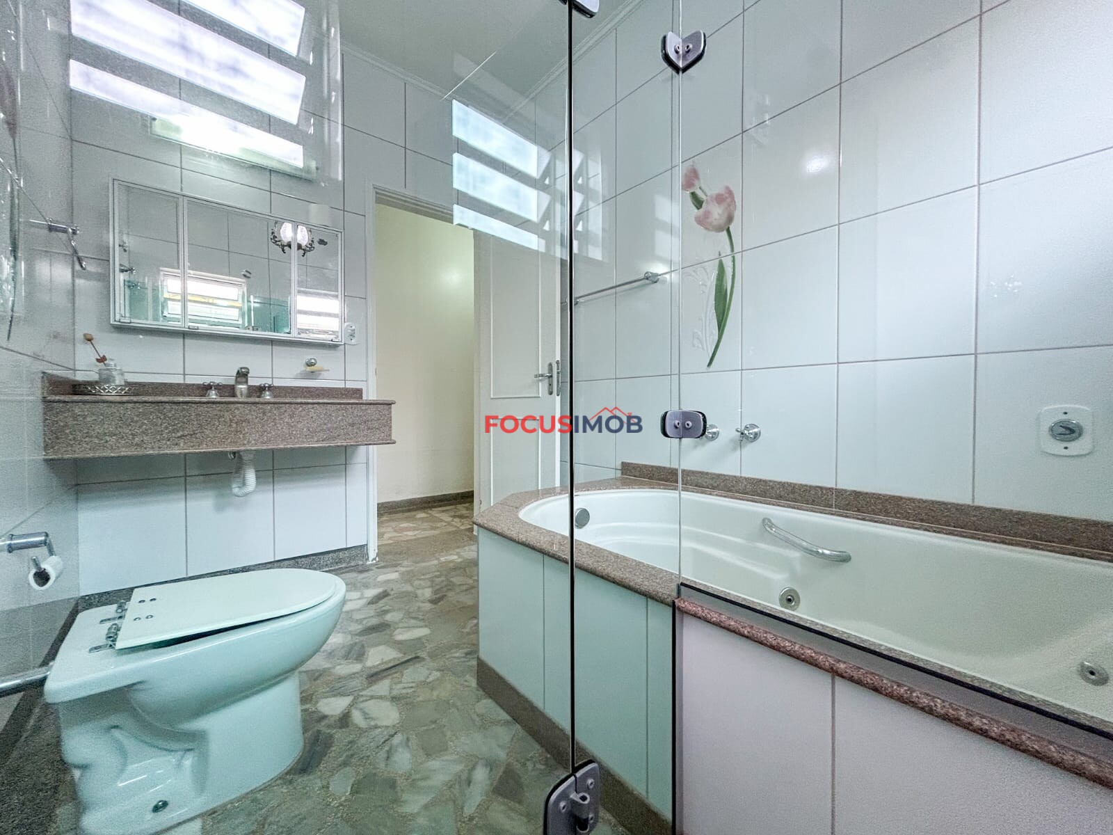 Casa Ampla com Edícula