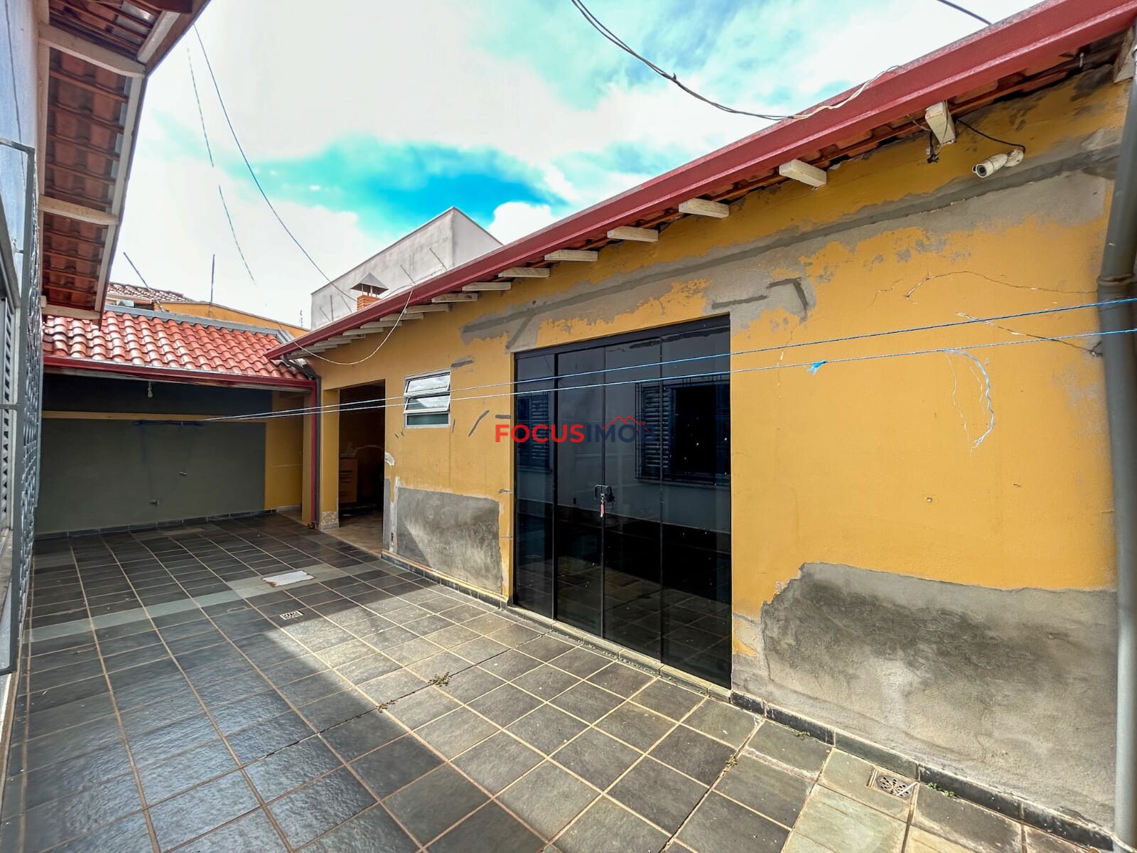 Casa Ampla com Edícula