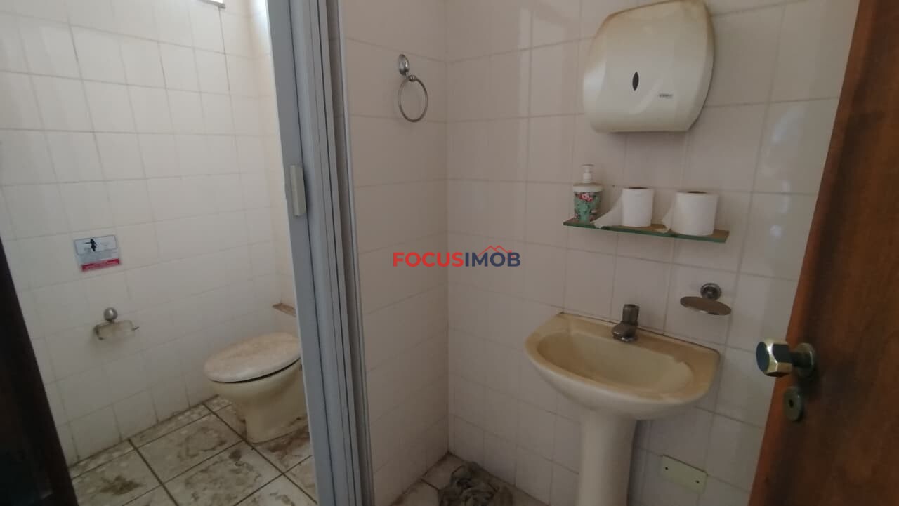 SALA COMERCIAL DISPONÍVEL PARA LOCAÇÃO – REGIÃO CENTRAL