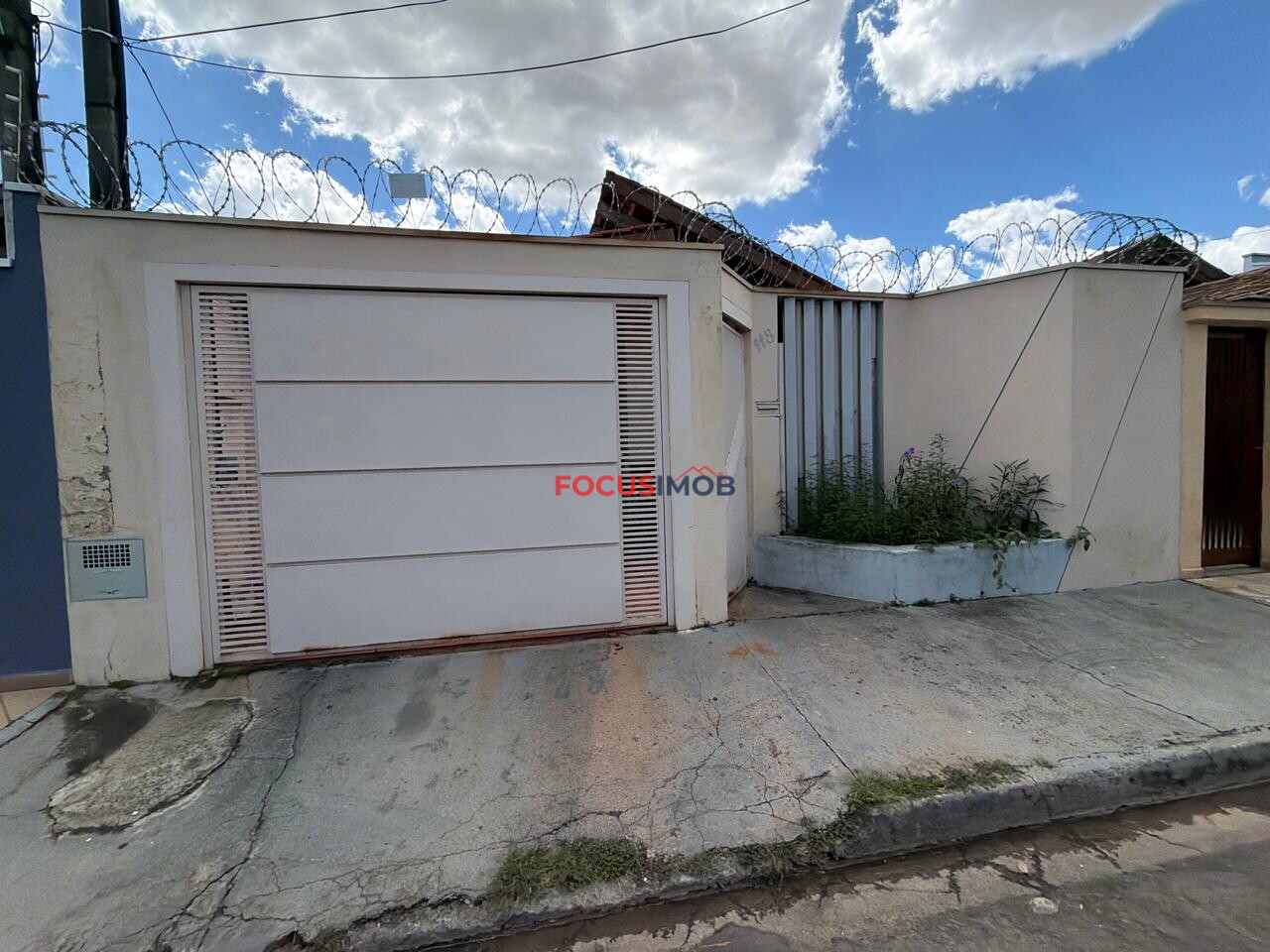 CASA A VENDA NO JD BOA ESPERANÇA MOGI GUAÇU