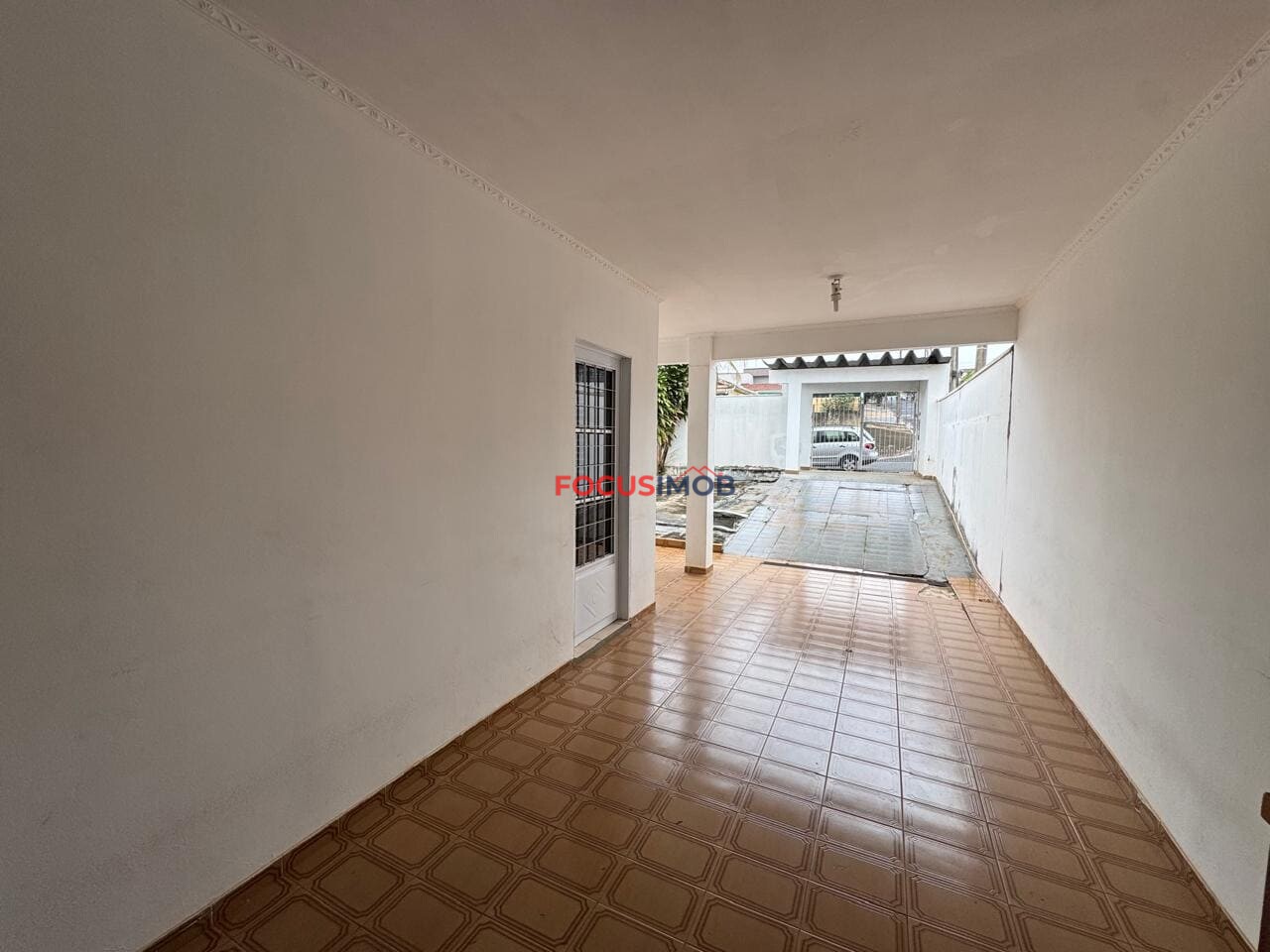 Casa com 4 Quartos e 4 banheiros à Venda, 289 m² por R$ 600.000