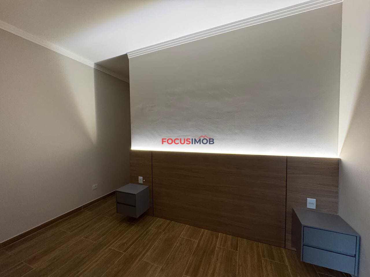 Oportunidade no Residencial Vila Toscana! Casa Moderna com Closet, Planejados e Área Gourmet