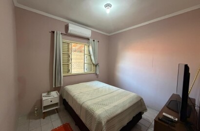 CASA À VENDA NO JARDIM BANDEIRANTES ESTUDO PERMUTA EM APARTAMENTO