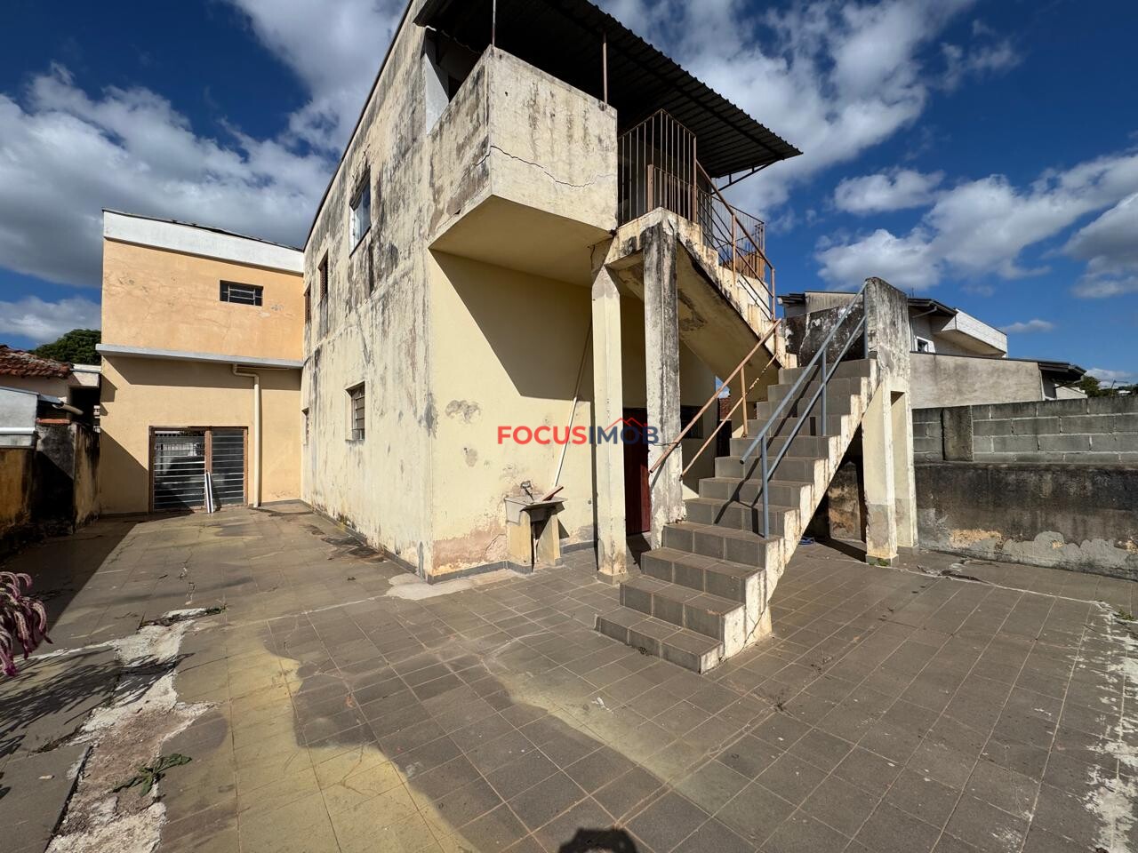 Casa para Locação – Vila Paraíso