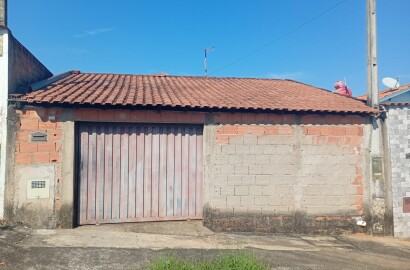 Excelente Casa no Istor Luppi