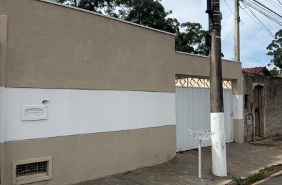 Casa excelente no Humberto Passarela