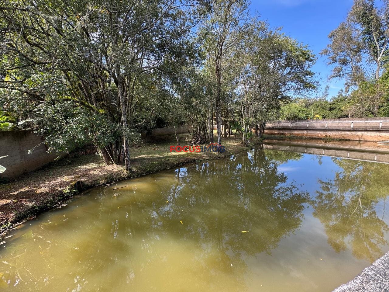 🌿 Chácara Completa em Monte Sião/MG – 1.500 m² com Piscina, Campo e Área de Lazer | R$ 550.000