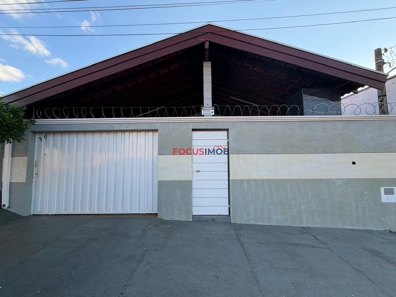 CASA À VENDA NOVA ALVORADA MOGI GUAÇU